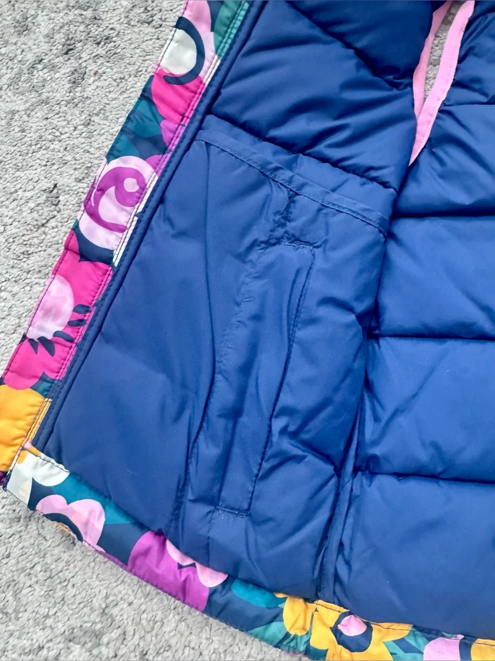Hanna Andersson Floral Puffer Vest Girls Size 5 / 110